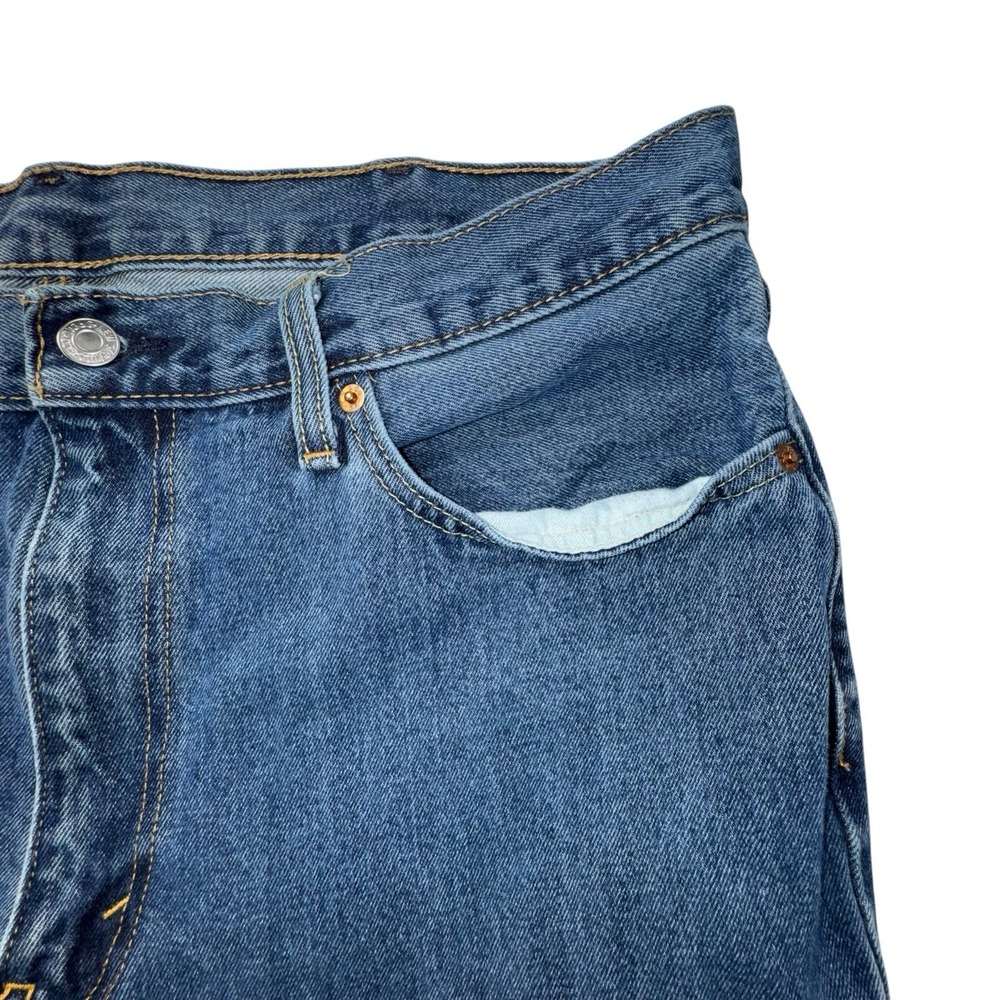 Men's Levis Relaxed Fit 550 Jeans Medium Wash Size 38x32 Medium Wash Mid Rise - Picture 5 of 15